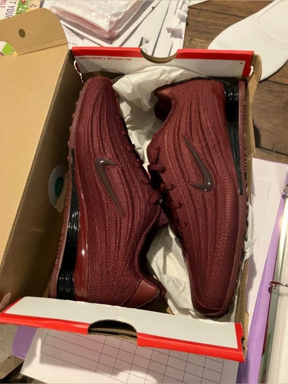 Women’s Nike Air Max Shox Running Shoes - Burgundy Knit Comfort Sz 7.5